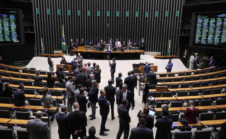 Câmara dos Deputados terá seis deputados com deficiência em 2027