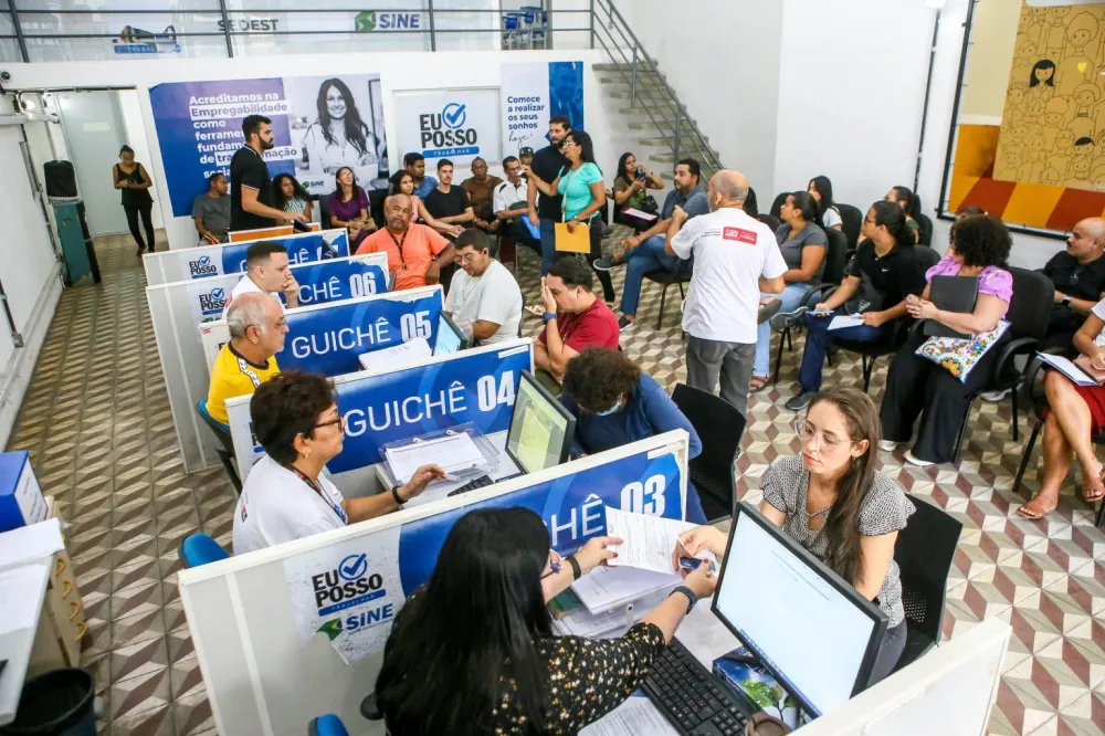 Sine-JP oferece mais de 200 vagas de emprego com seleção presencial 