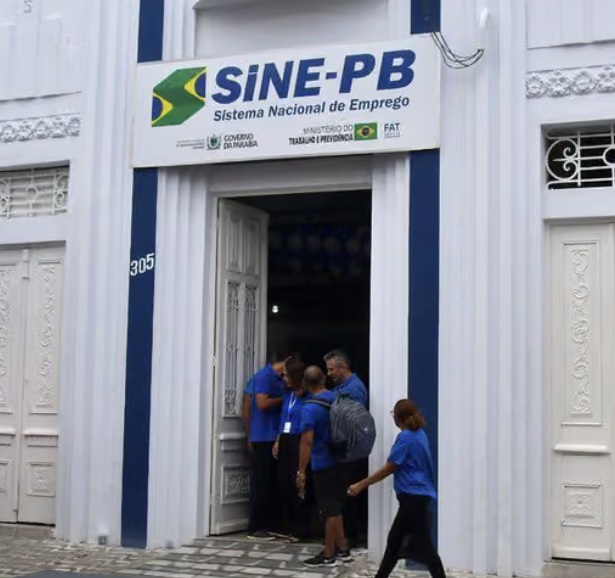 Sine-PB oferece 828 vagas de emprego a partir desta segunda (26) 