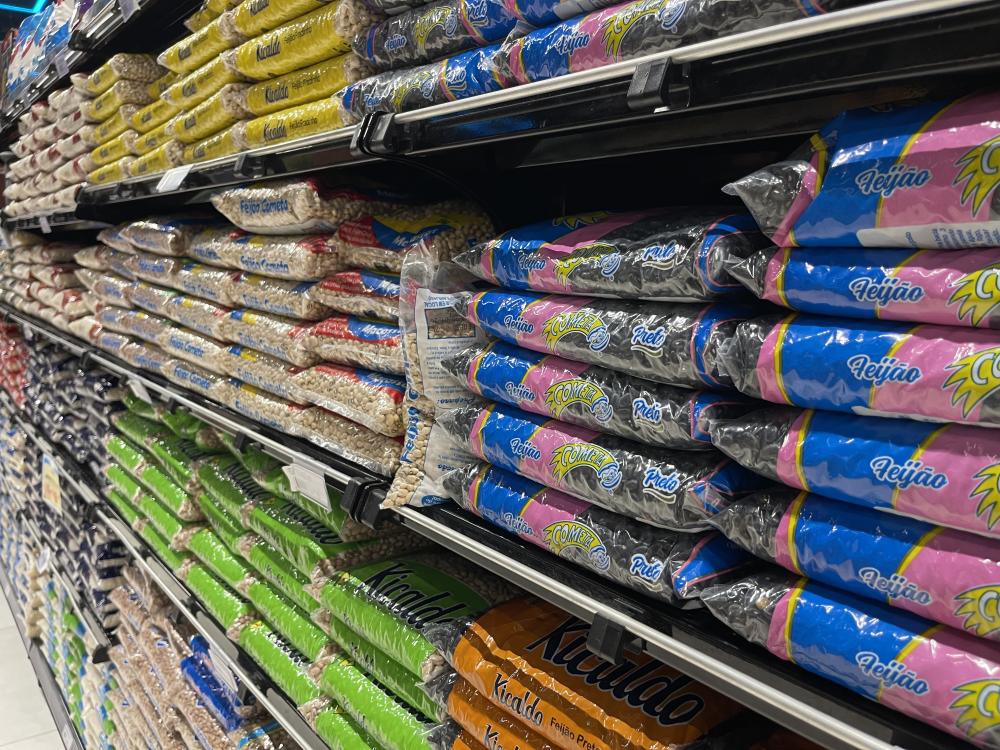 Consumo de alimentos cresce após proibição das bets no país, diz Abras